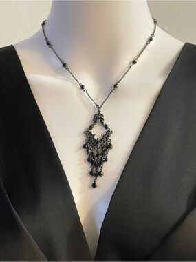Elegant Black Beaded Tassel Pendant Necklace + Earrings - Women Jewelry